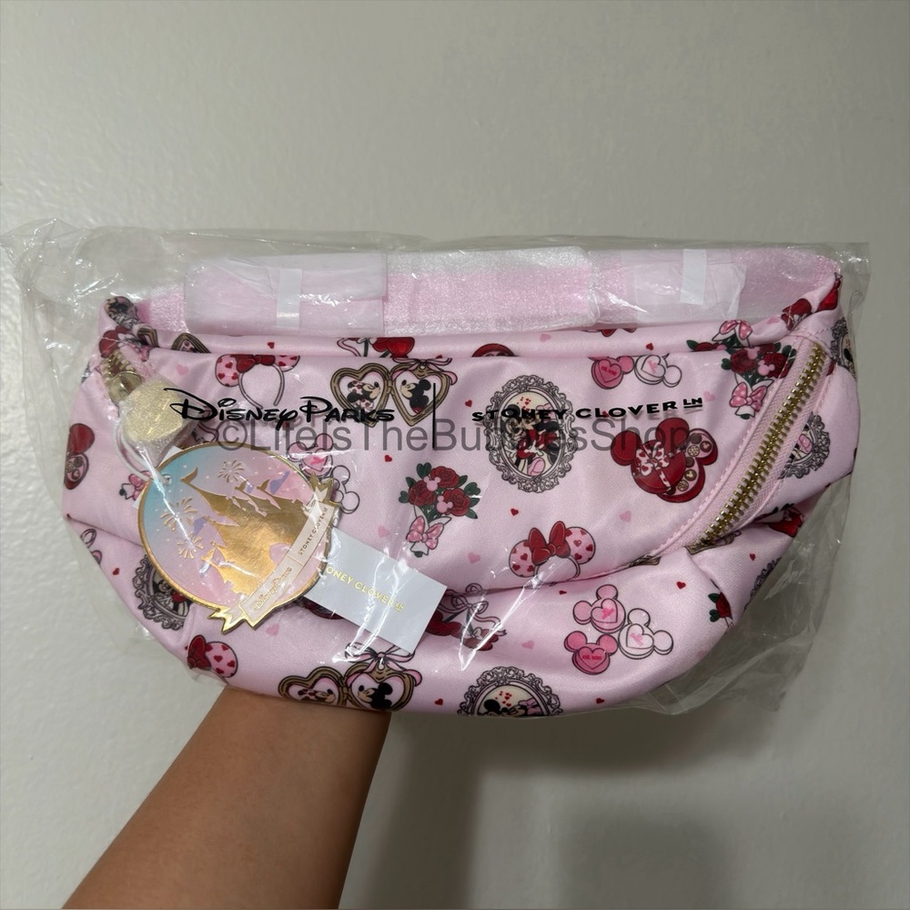 Disney - Stoney Clover Lane - Valentine Print - Jumbo Fanny Pack/Bag